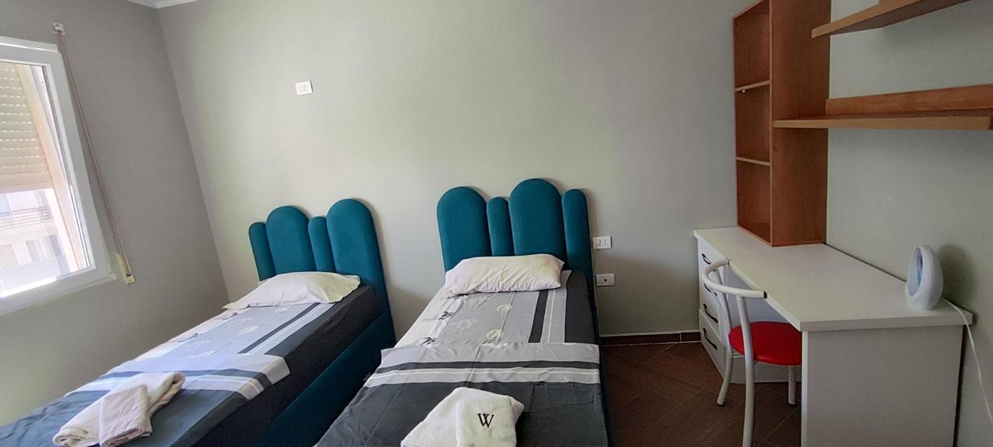 Maksimilian Apartament Durres Luaran gambar